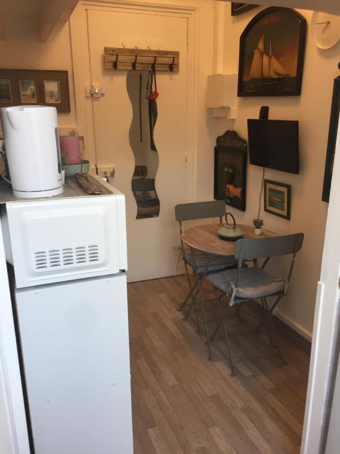דירות אולט Studette Tiny House De L Eglise 12 M2 מראה חיצוני תמונה